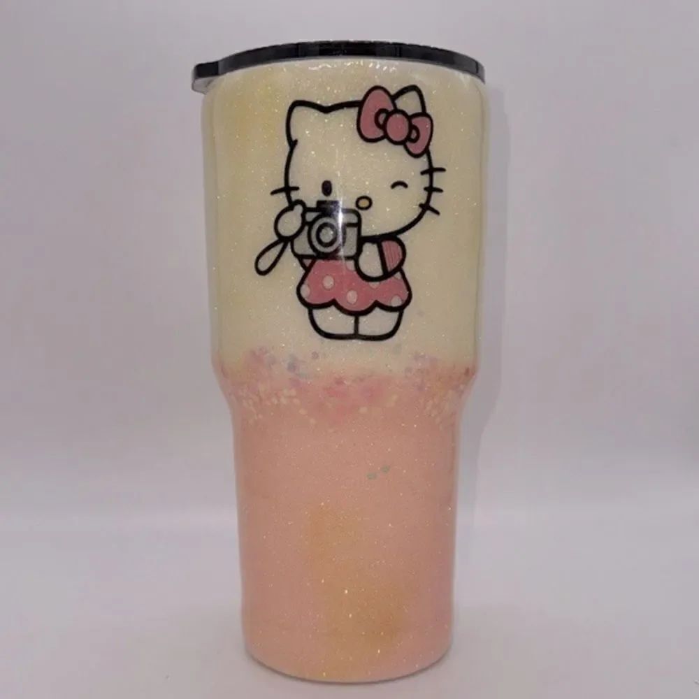 HOGG Hello Kitty 24 oz Travel Tumbler with Lid